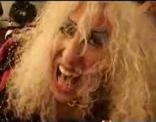 Twisted Sister's "Oh Come, All Ye Faithful"